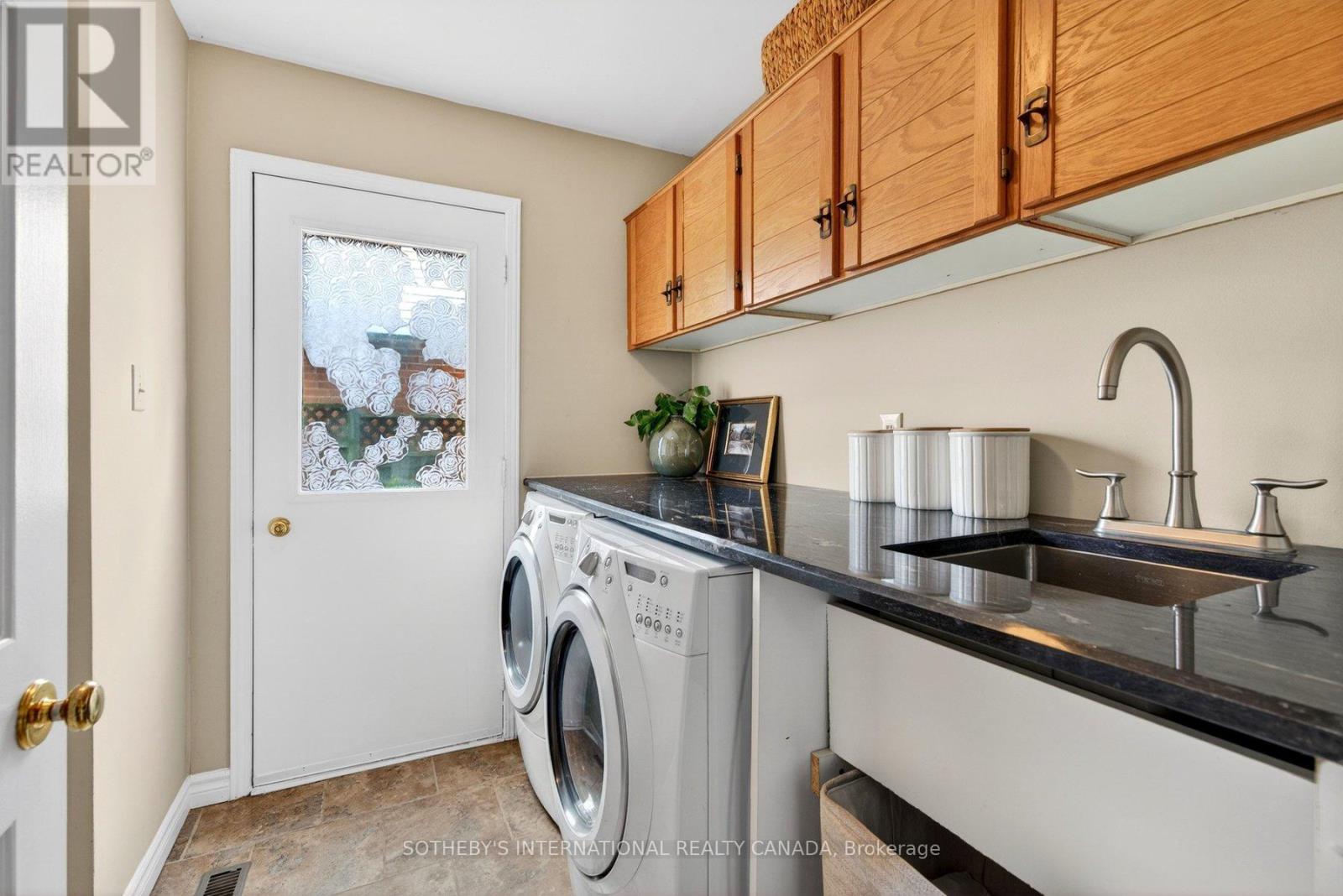 2163 WINDING WAY, Burlington (Headon), Ontario, L7M2X2 — Photo 11