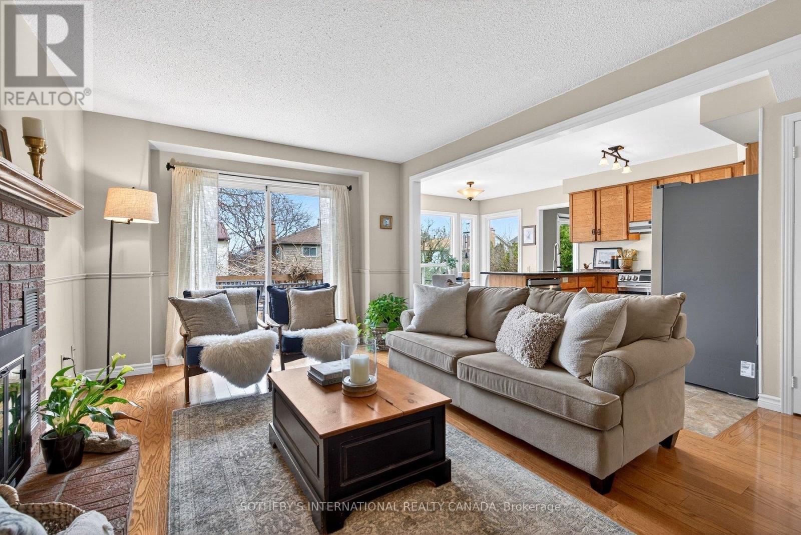 2163 WINDING WAY, Burlington (Headon), Ontario, L7M2X2 — Photo 3