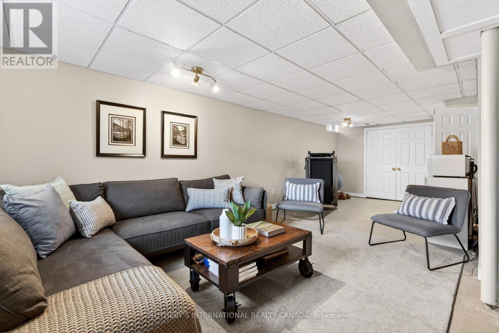 2163 WINDING WAY, Burlington (Headon), Ontario, L7M2X2 — Photo 5