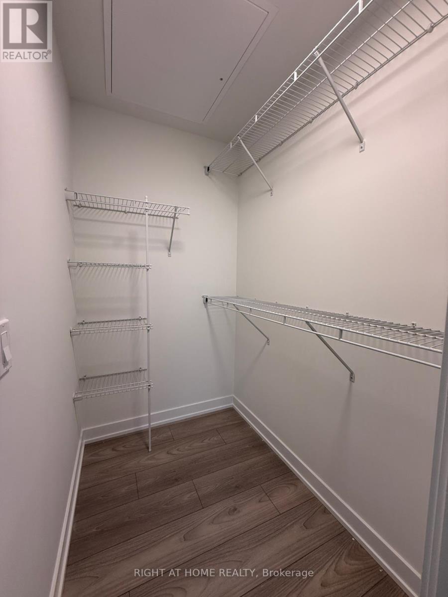 2409 - 1 FAIRVIEW ROAD, Mississauga (Mississauga Valleys), Ontario, L5A0B4 — Photo 11