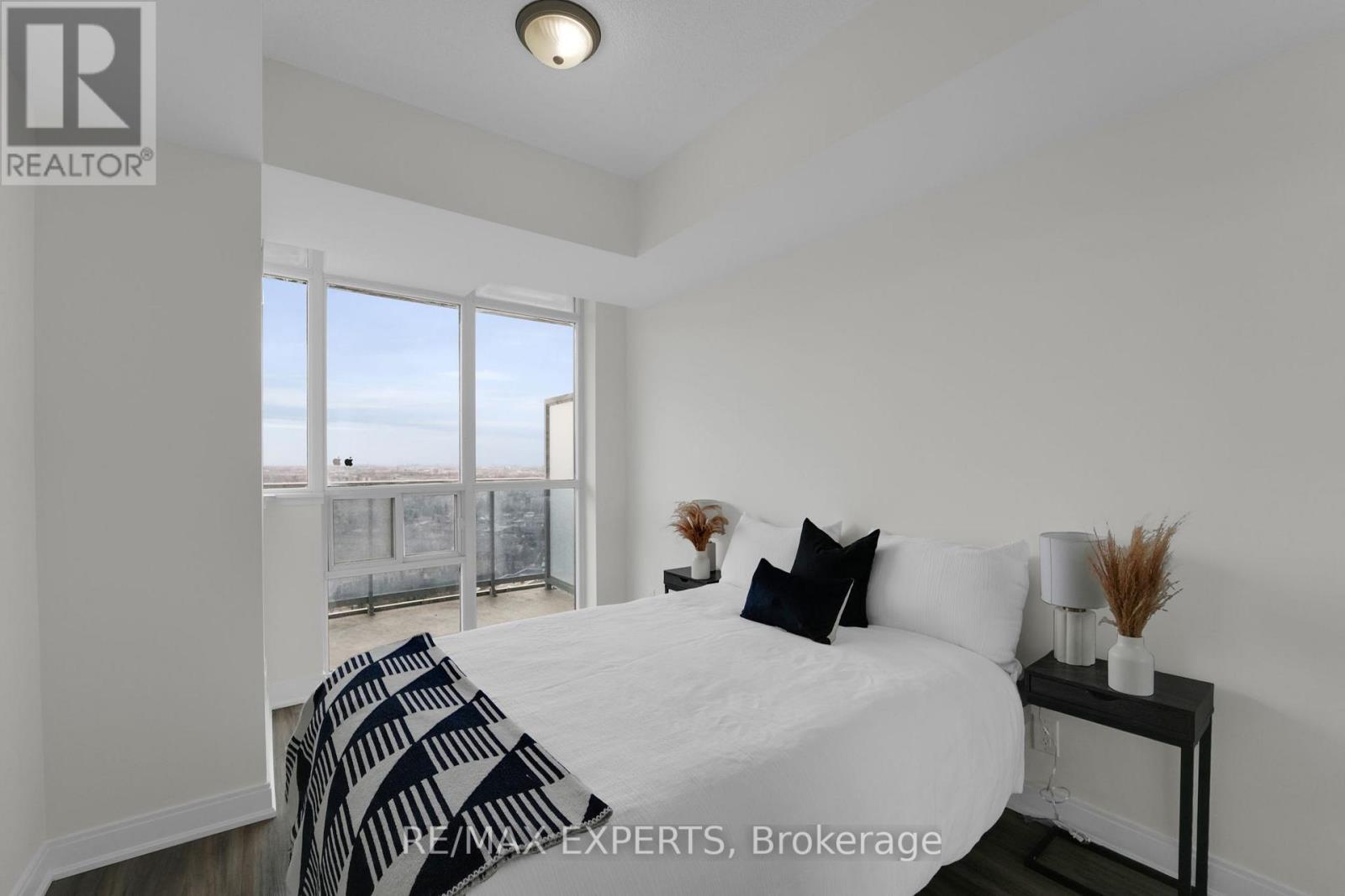 2111 - 80 ABSOLUTE AVENUE, Mississauga (City Centre), Ontario, L4Z0A4 — Photo 9