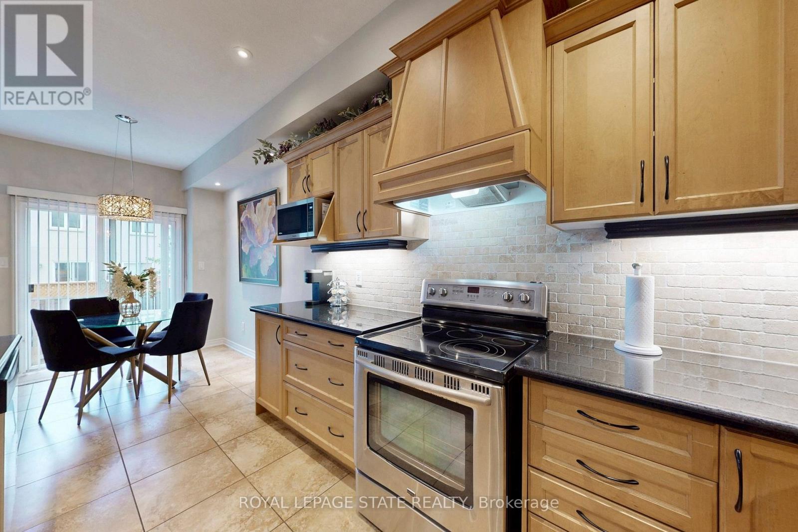 34 FOREST VALLEY CRESCENT, Hamilton (Dundas), Ontario, L9H0A7 — Photo 27