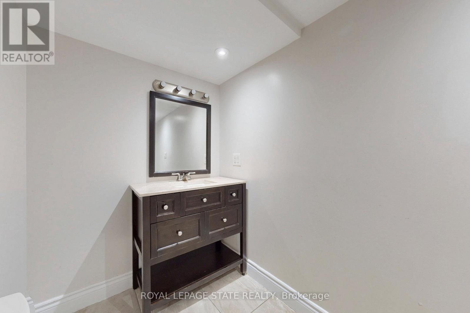 34 FOREST VALLEY CRESCENT, Hamilton (Dundas), Ontario, L9H0A7 — Photo 29