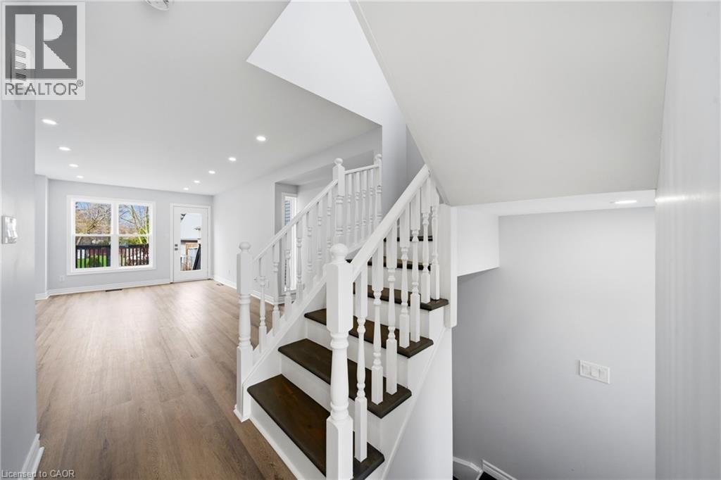 233B VINE Street, St. Catharines, Ontario, L2M4S9 — Photo 12