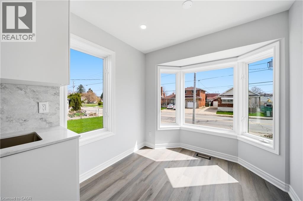233B VINE Street, St. Catharines, Ontario, L2M4S9 — Photo 8