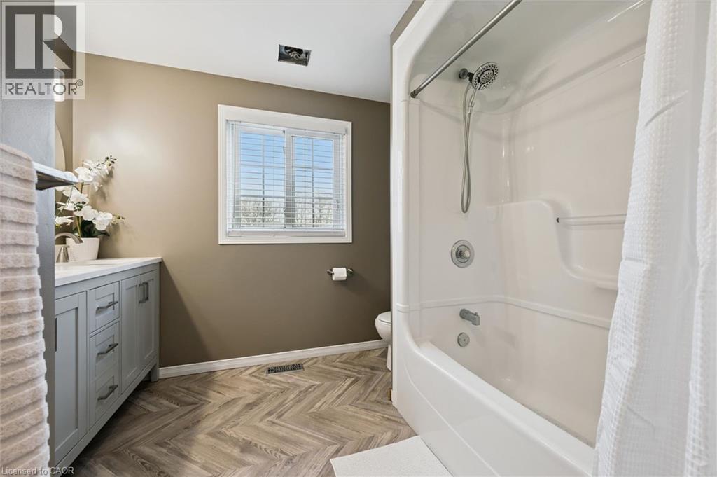 254 AUBURN Drive, Waterloo, Ontario, N2K3Z4 — Photo 17