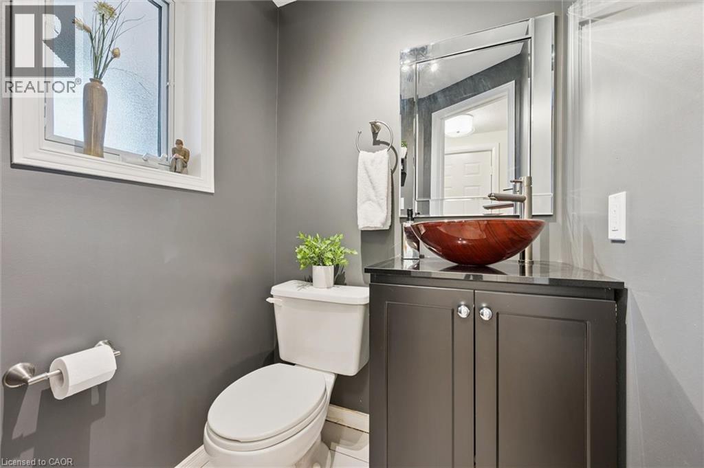 254 AUBURN Drive, Waterloo, Ontario, N2K3Z4 — Photo 6