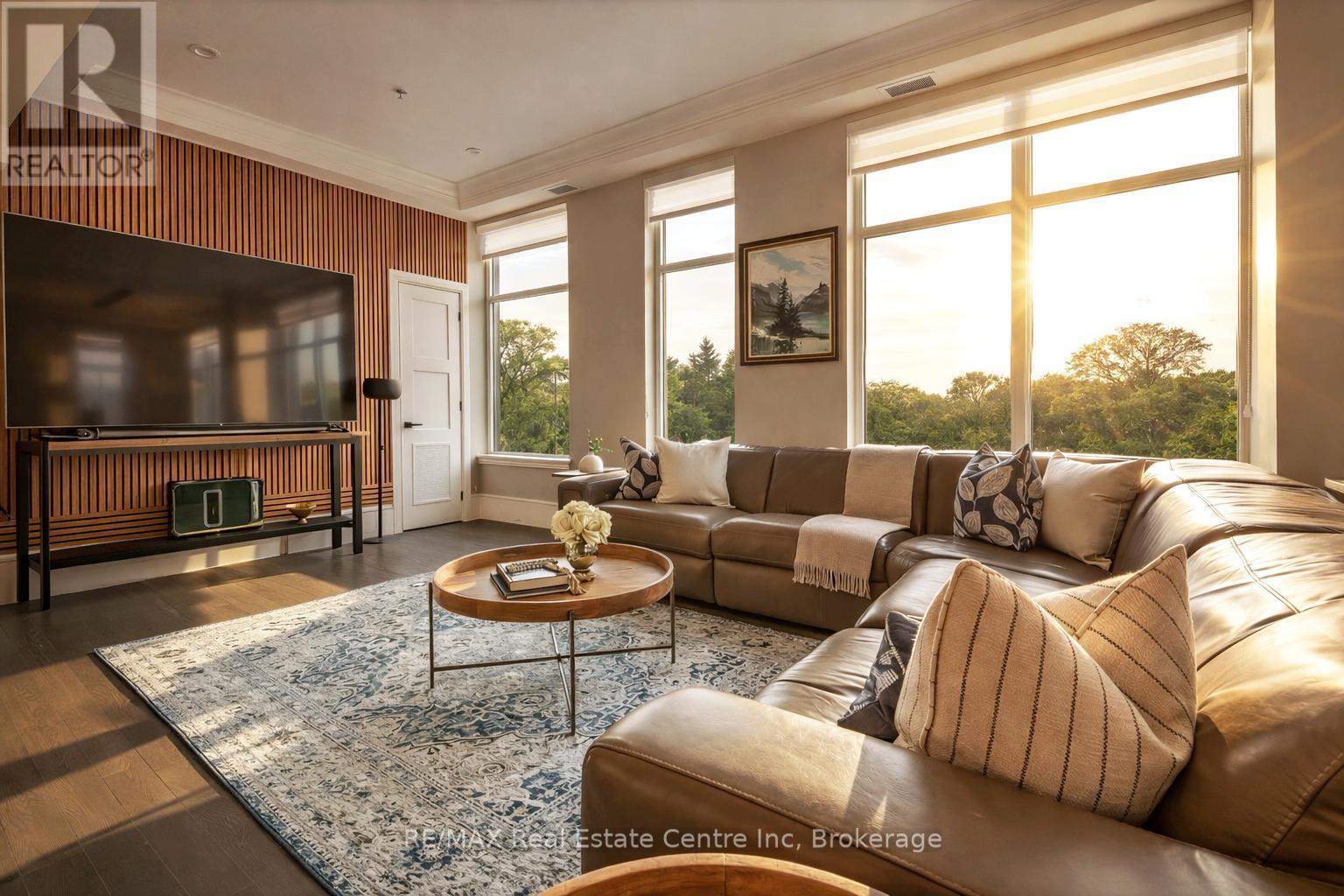 BHB - 63 ARTHUR STREET S, Guelph (Downtown), Ontario, N1E0A8 — Photo 3