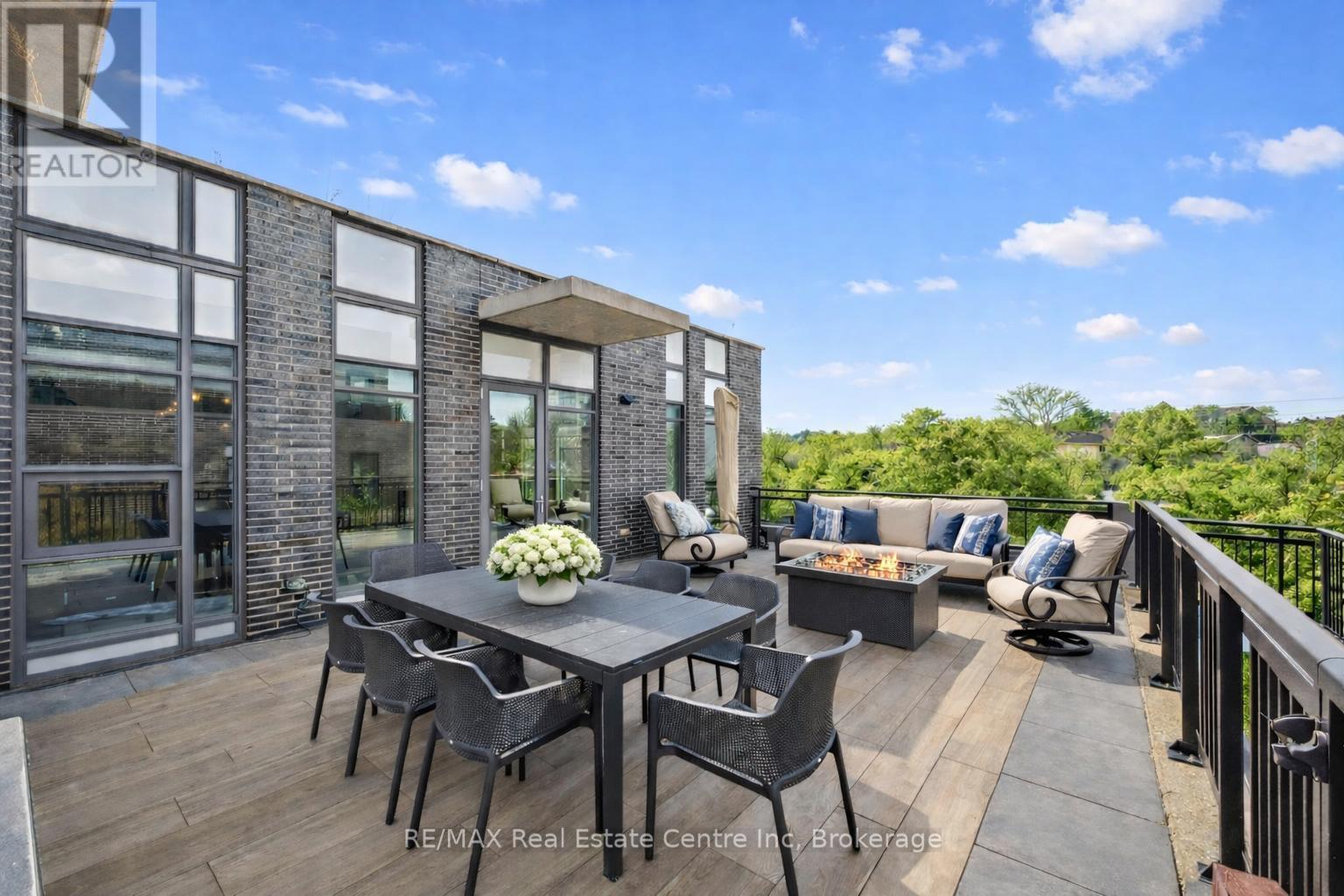 BHB - 63 ARTHUR STREET S, Guelph (Downtown), Ontario, N1E0A8 — Photo 4