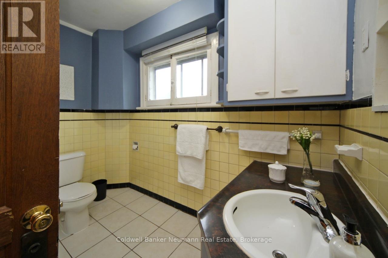 121 DUBLIN STREET N, Guelph (Downtown), Ontario, N1H4N5 — Photo 16