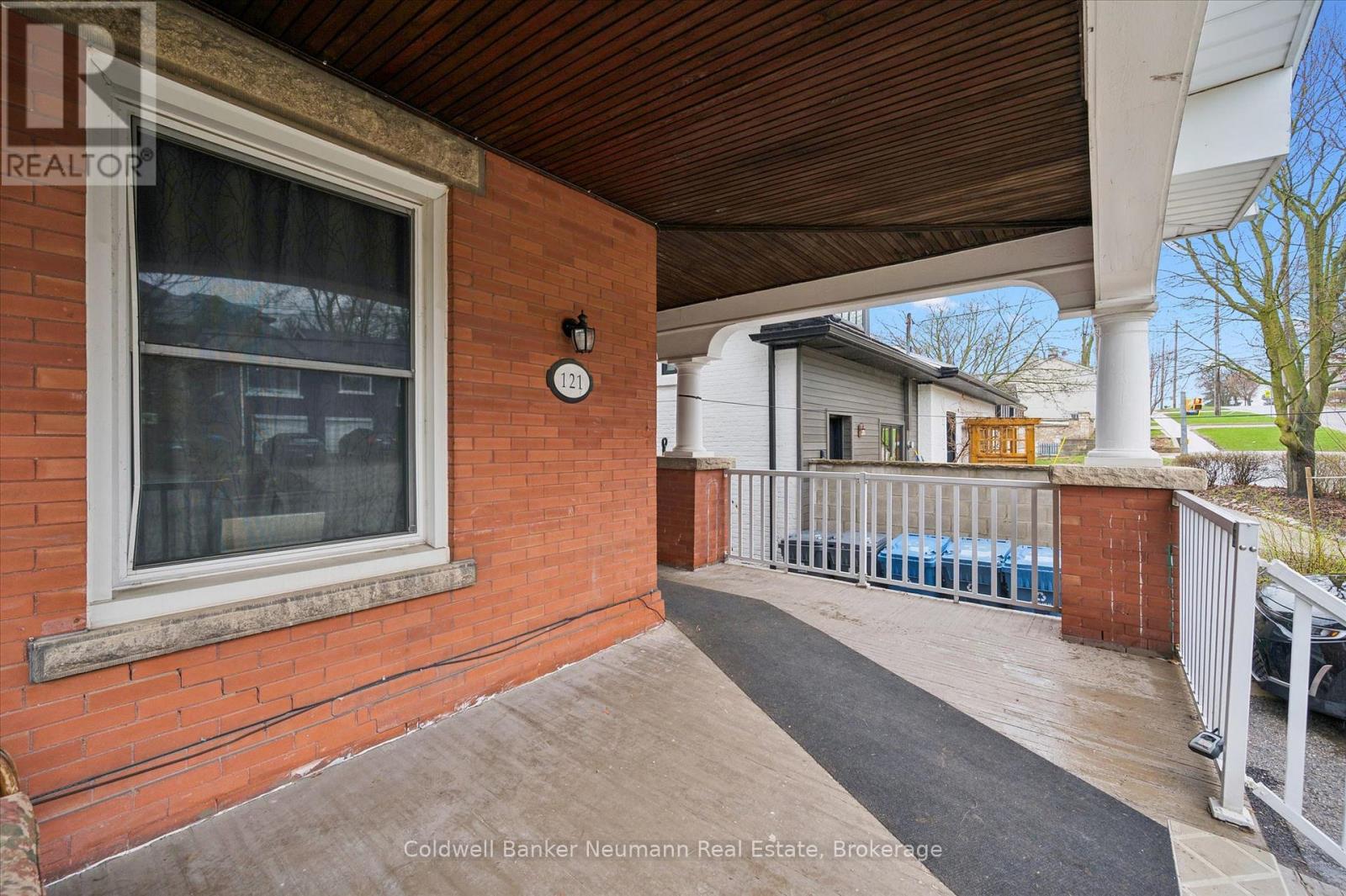 121 DUBLIN STREET N, Guelph (Downtown), Ontario, N1H4N5 — Photo 4