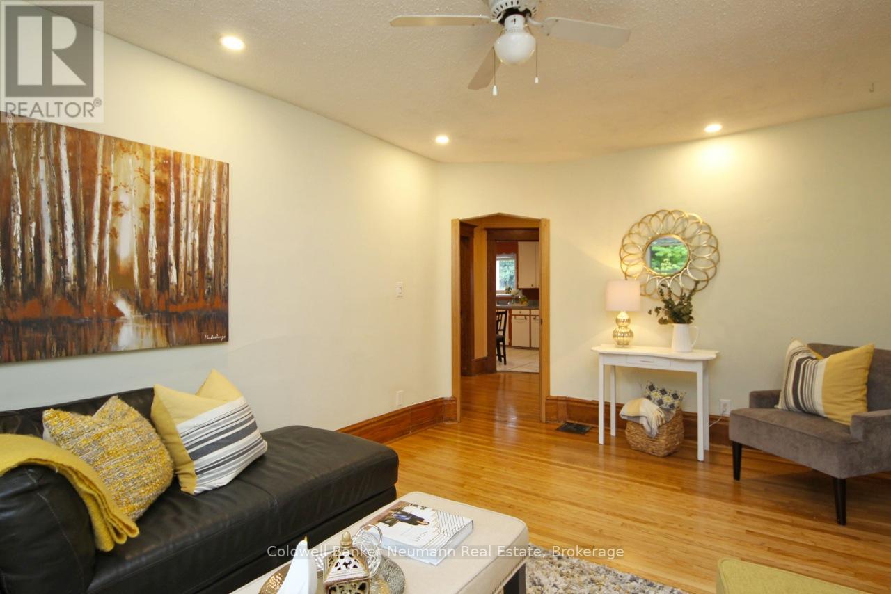 121 DUBLIN STREET N, Guelph (Downtown), Ontario, N1H4N5 — Photo 9