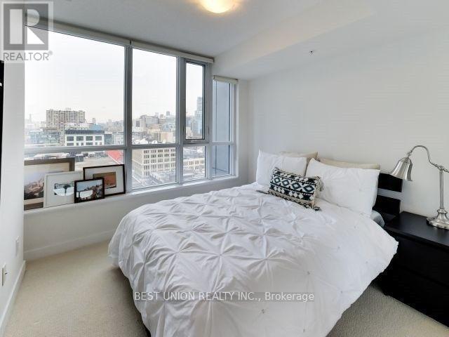 1502 - 295 ADELAIDE STREET W, Toronto (Waterfront Communities), Ontario, M5V1P7 — Photo 3