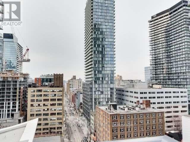 1502 - 295 ADELAIDE STREET W, Toronto (Waterfront Communities), Ontario, M5V1P7 — Photo 5