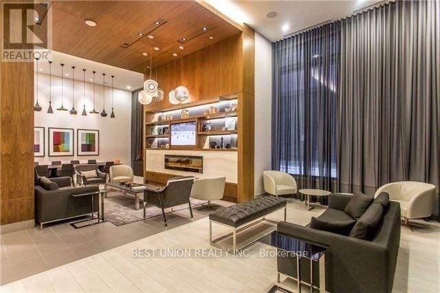 1502 - 295 ADELAIDE STREET W, Toronto (Waterfront Communities), Ontario, M5V1P7 — Photo 7