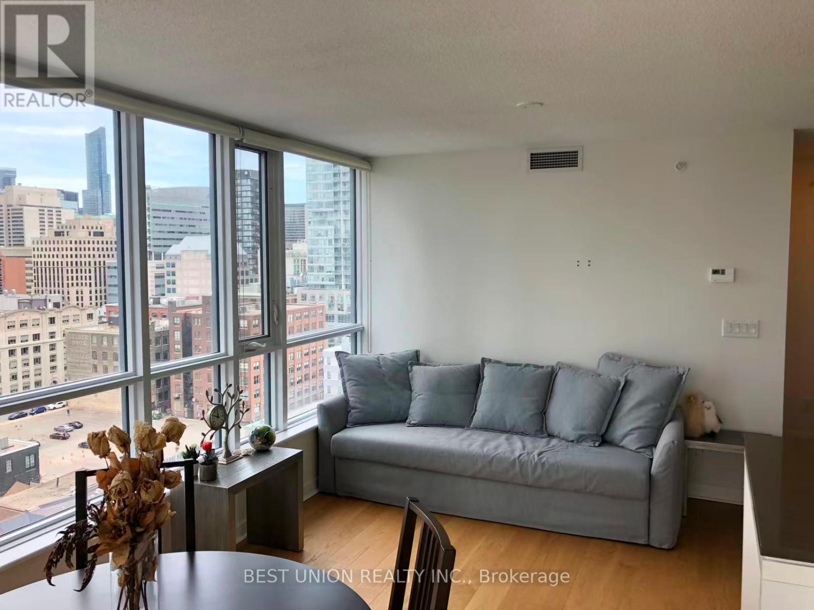 1502 - 295 ADELAIDE STREET W, Toronto (Waterfront Communities), Ontario, M5V1P7 — Photo 9