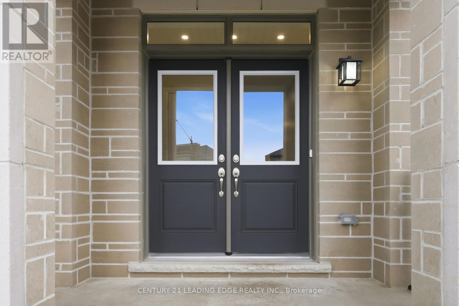 47 PRIORY DRIVE, Whitby, Ontario, L1P0L1 — Photo 6