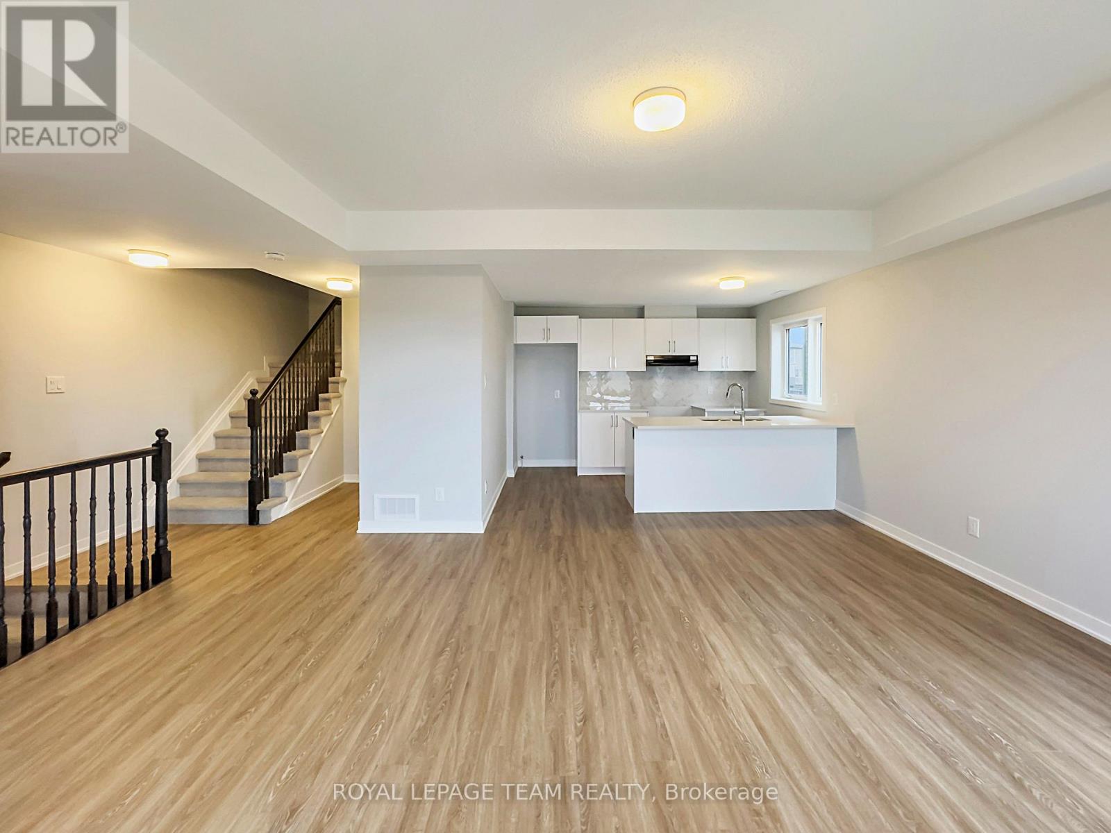 722 LILLIAN FREIMAN PRIVATE, Ottawa, Ontario, K2J7K8 — Photo 4