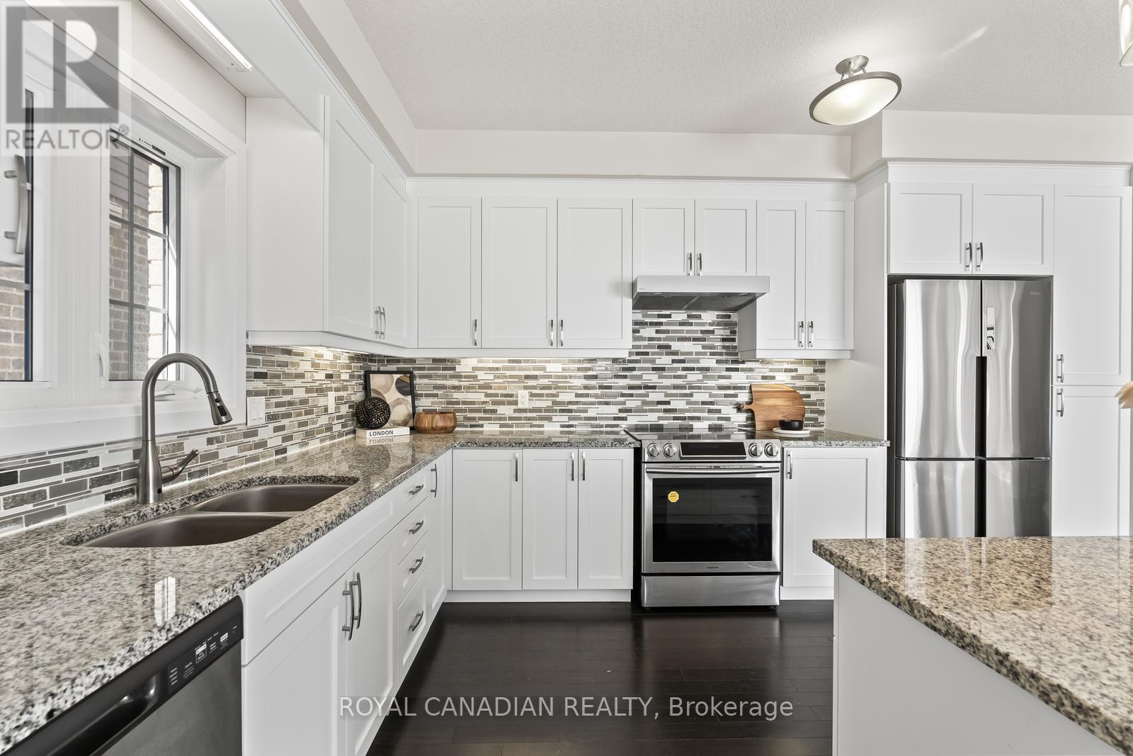 UPPER - 301 BUTTONBUSH STREET, Waterloo, Ontario, N2V0B2 — Photo 13