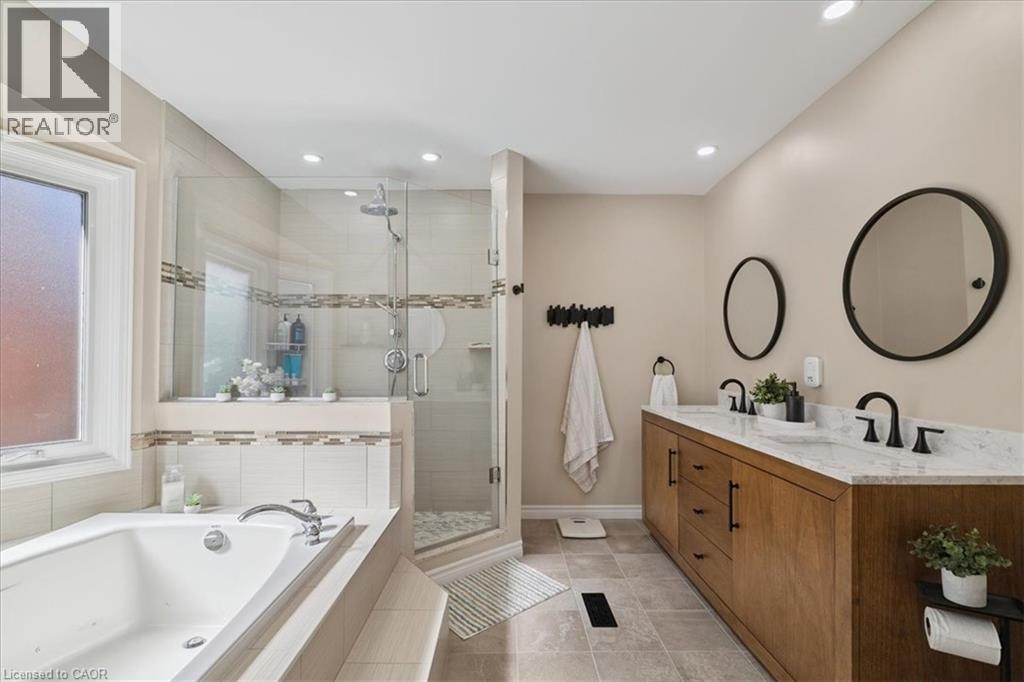 44 SUNVALE Place, Stoney Creek, Ontario, L8E4Z7 — Photo 30