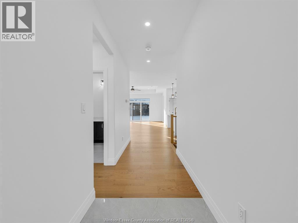 2626 BARKLEY AVENUE, Windsor, Ontario, N8P0E9 — Photo 3