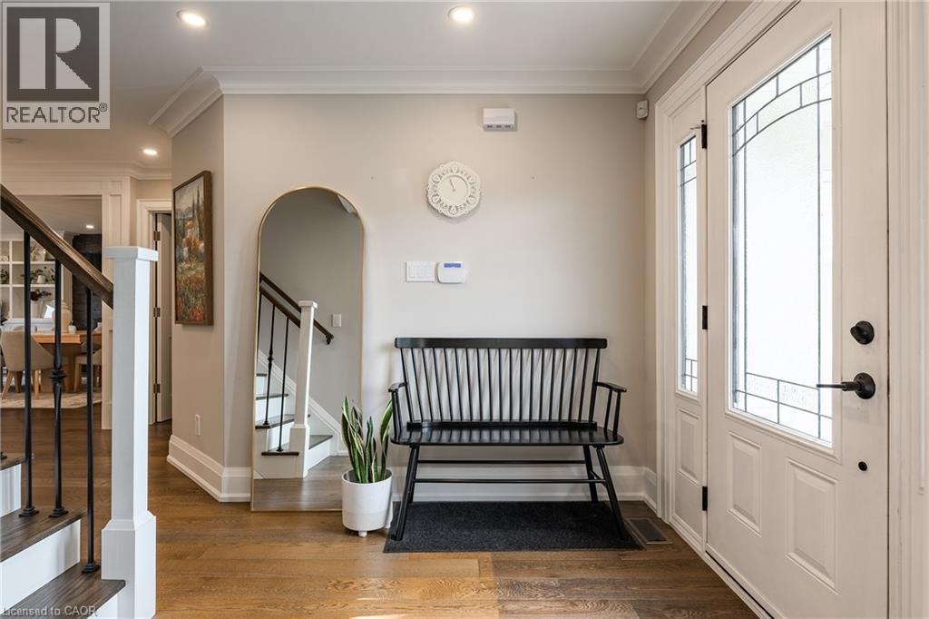 327 MACDONALD Road, Oakville, Ontario, L6J2A8 — Photo 3
