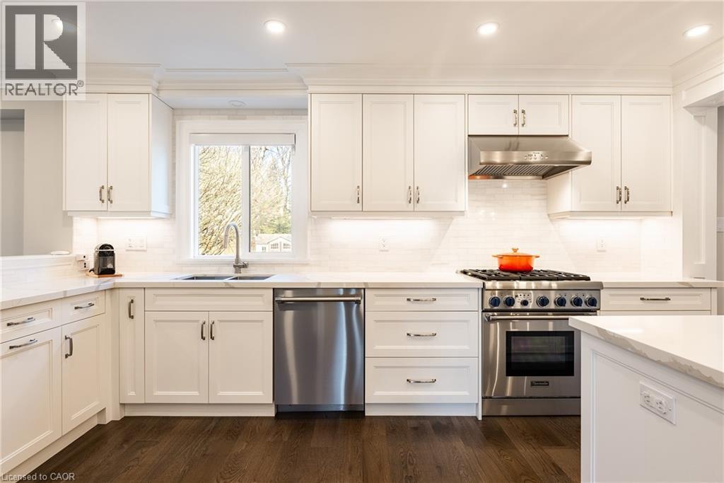 327 MACDONALD Road, Oakville, Ontario, L6J2A8 — Photo 9