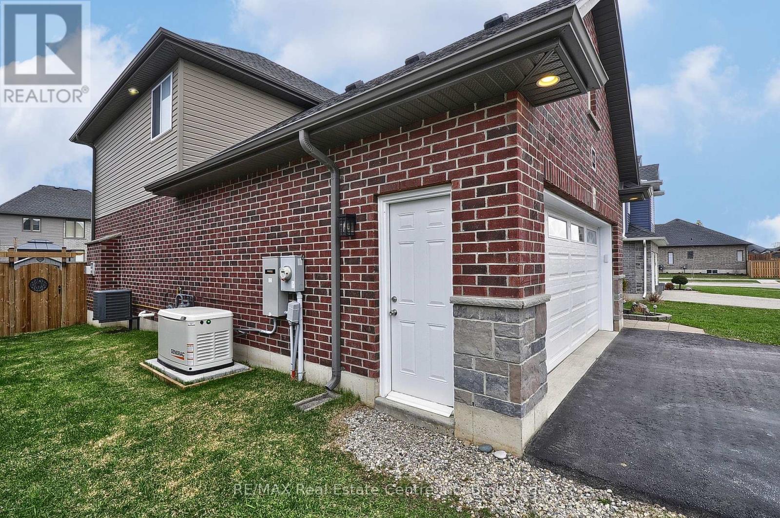 82 CURTIS STREET S, East Zorra-Tavistock (Innerkip), Ontario, N0J1M0 — Photo 44