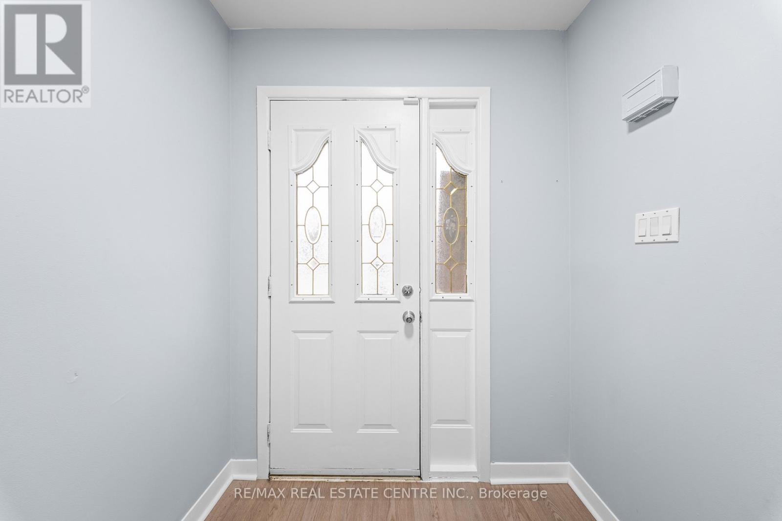 101 GRISELDA CRESCENT, Brampton (Northgate), Ontario, L6S1M4 — Photo 5