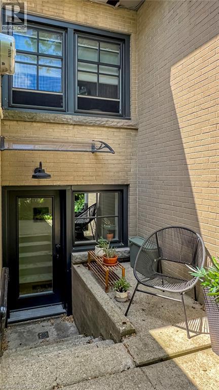 64 UNDERMOUNT Avenue Unit# LOWER, Hamilton, Ontario, L8P3Z6 — Photo 3