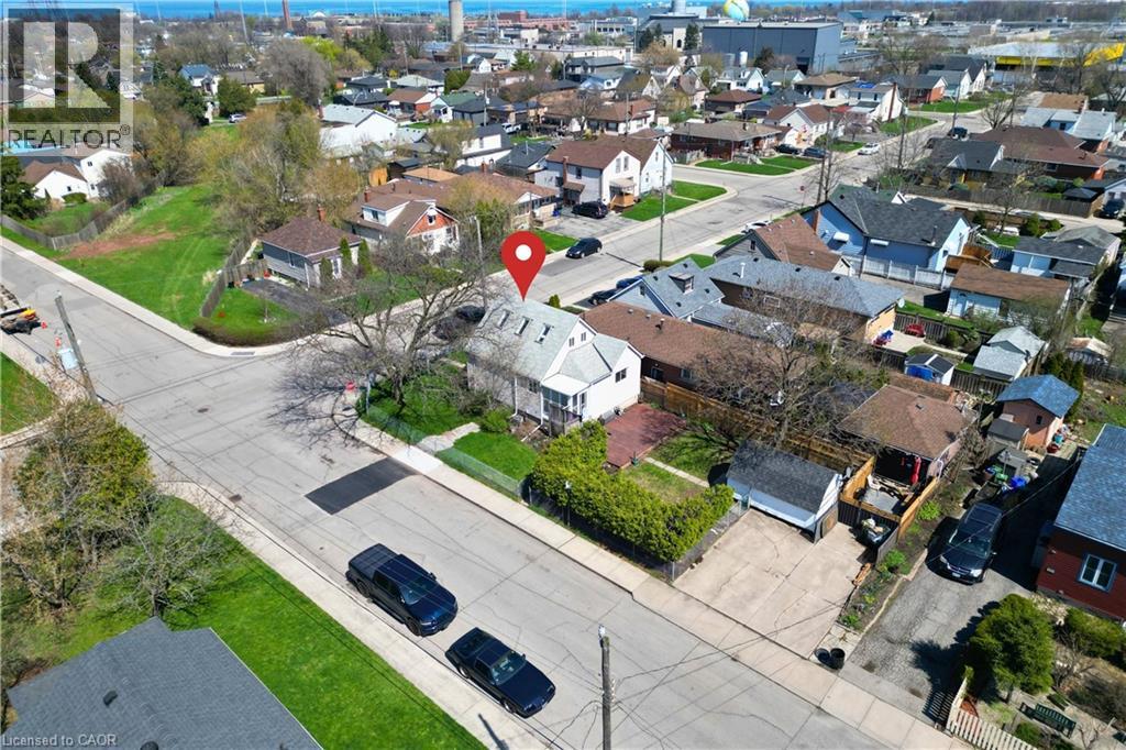 180 MEAD Avenue, Hamilton, Ontario, L8H3V1 — Photo 2