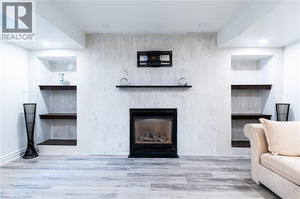 80 DEERVIEW Avenue Unit# Lower, Ancaster, Ontario, L9G4S2 — Photo 14