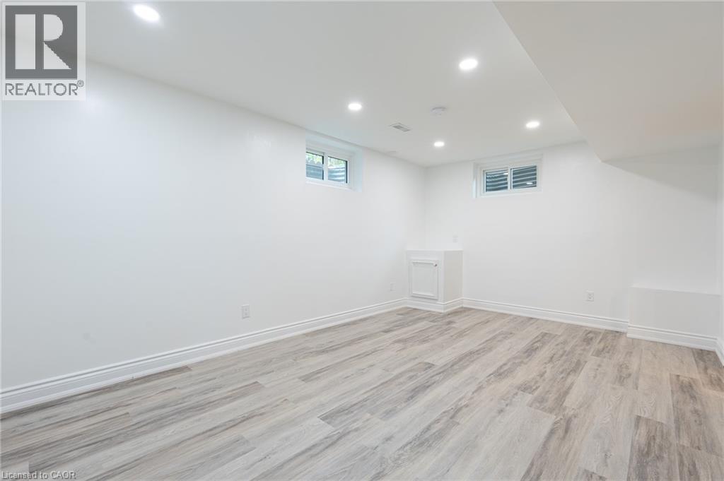 80 DEERVIEW Avenue Unit# Lower, Ancaster, Ontario, L9G4S2 — Photo 23