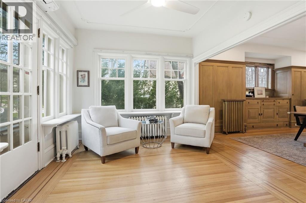 18 INGLEWOOD Drive, Hamilton, Ontario, L8P2T2 — Photo 10