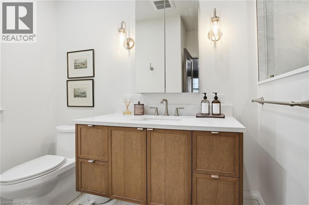 18 INGLEWOOD Drive, Hamilton, Ontario, L8P2T2 — Photo 21