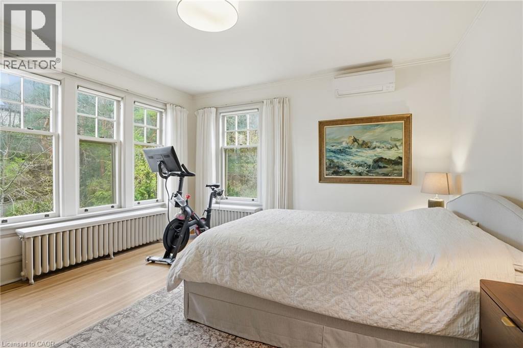 18 INGLEWOOD Drive, Hamilton, Ontario, L8P2T2 — Photo 24