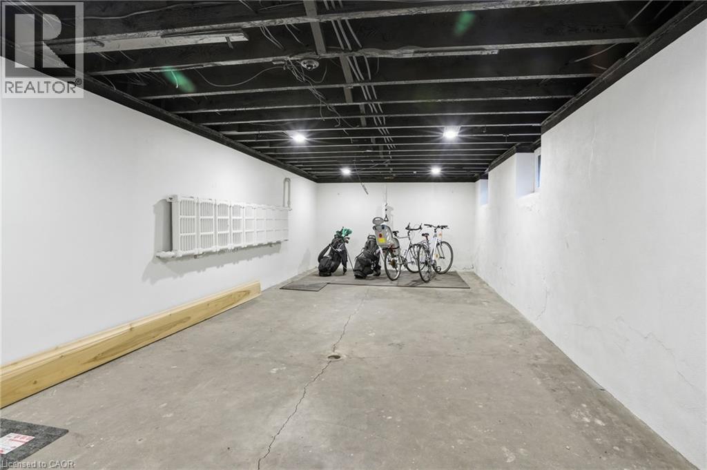 18 INGLEWOOD Drive, Hamilton, Ontario, L8P2T2 — Photo 33