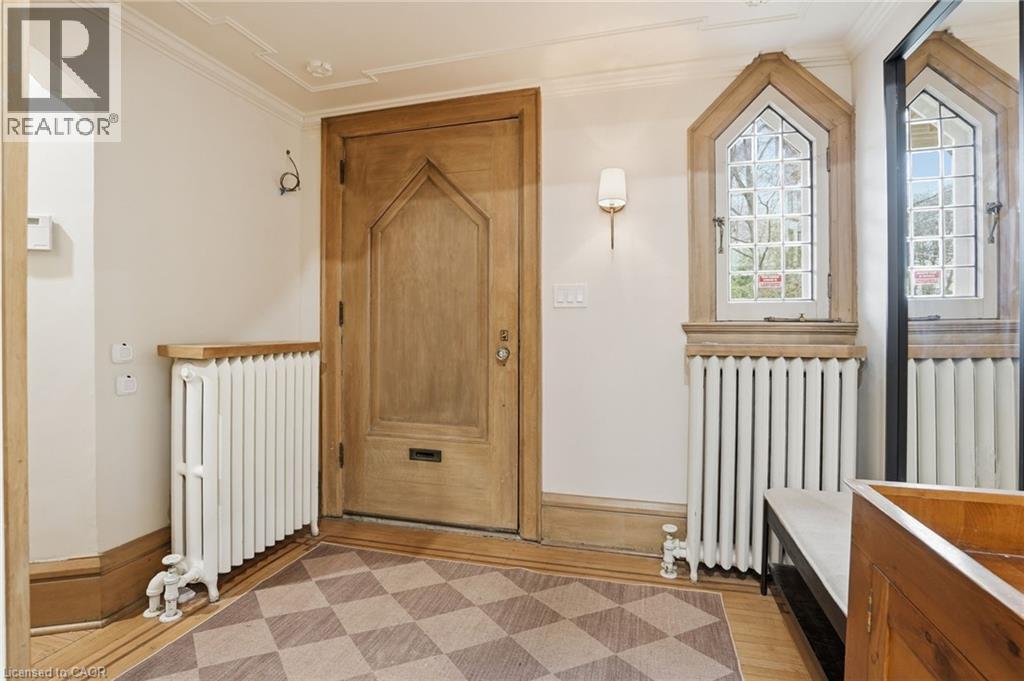 18 INGLEWOOD Drive, Hamilton, Ontario, L8P2T2 — Photo 5