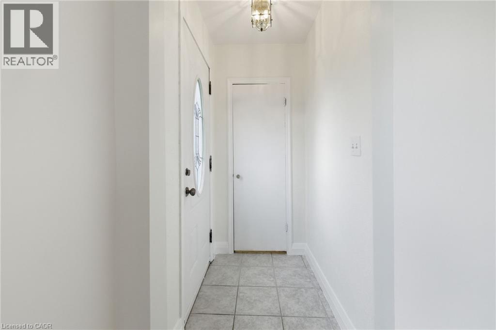 138 GLENHOLME Avenue, Hamilton, Ontario, L8K3L7 — Photo 3