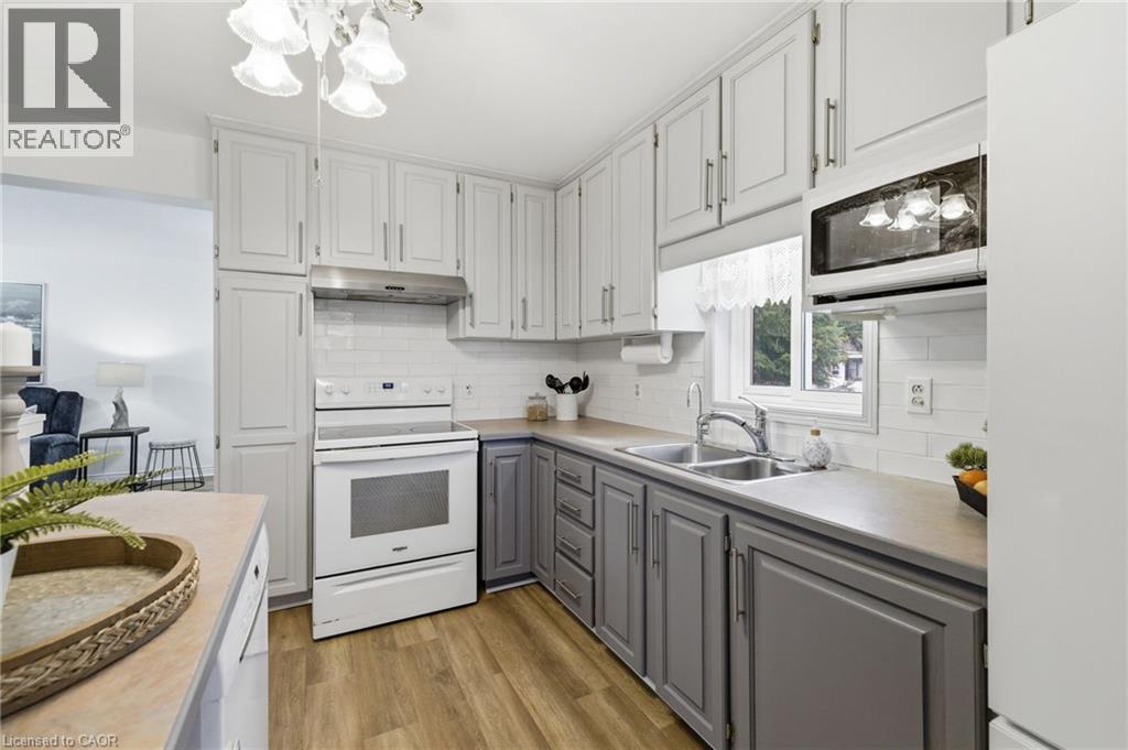 138 GLENHOLME Avenue, Hamilton, Ontario, L8K3L7 — Photo 5