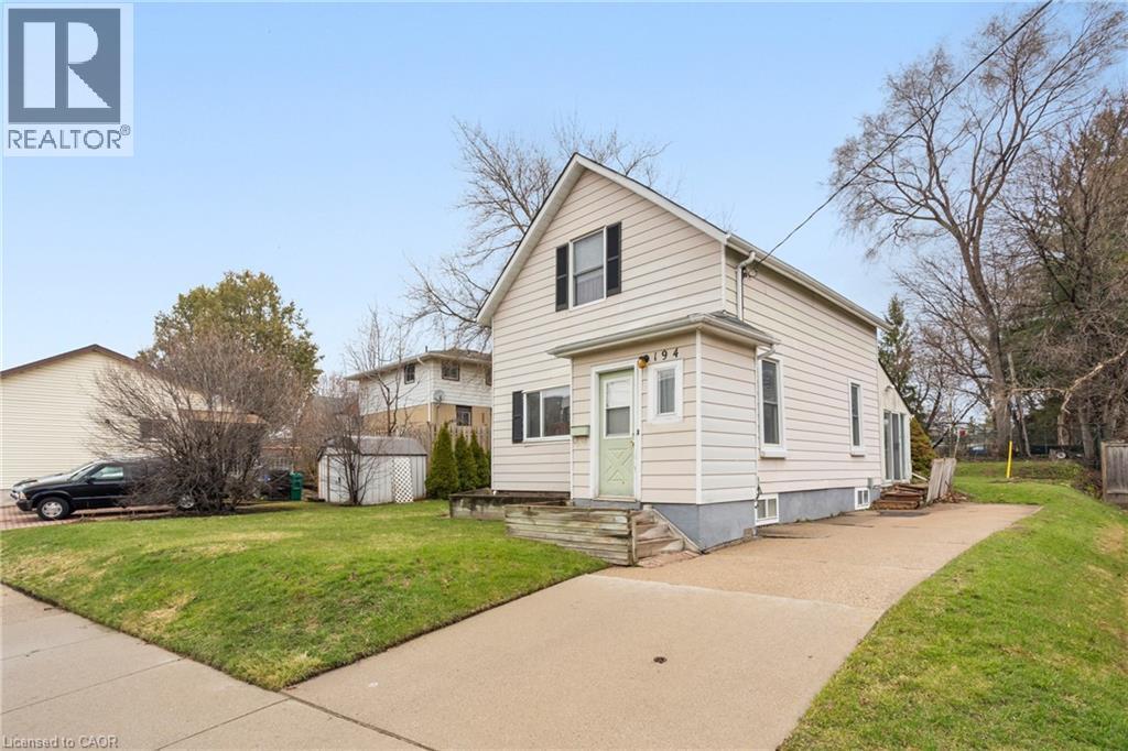 194 MOORE Avenue S, Waterloo, Ontario, N2J1X8 — Photo 4