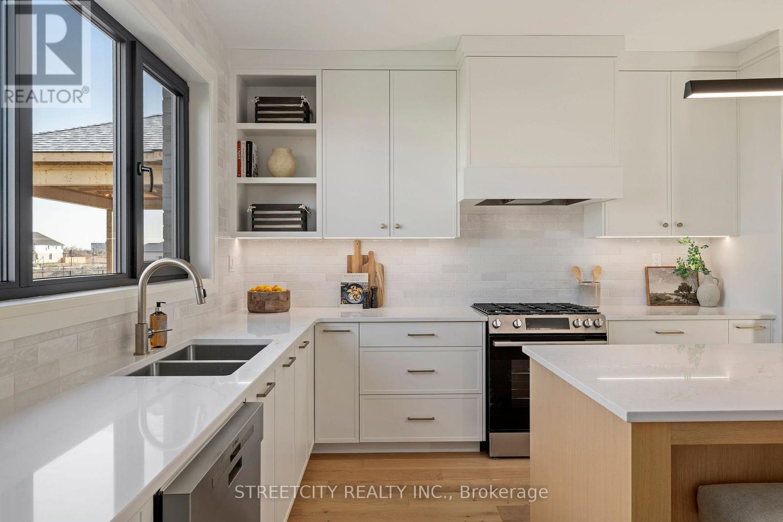 6346 OLD GARRISON BOULEVARD, London South (South V), Ontario, N6P0H3 — Photo 8