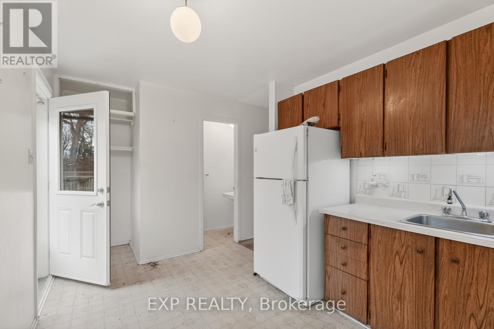 235 TEAL CRESCENT, Ottawa, Ontario, K1E2C3 — Photo 13