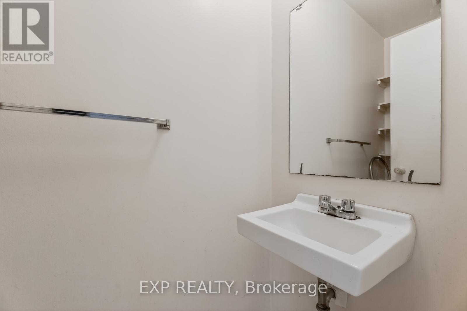 235 TEAL CRESCENT, Ottawa, Ontario, K1E2C3 — Photo 9