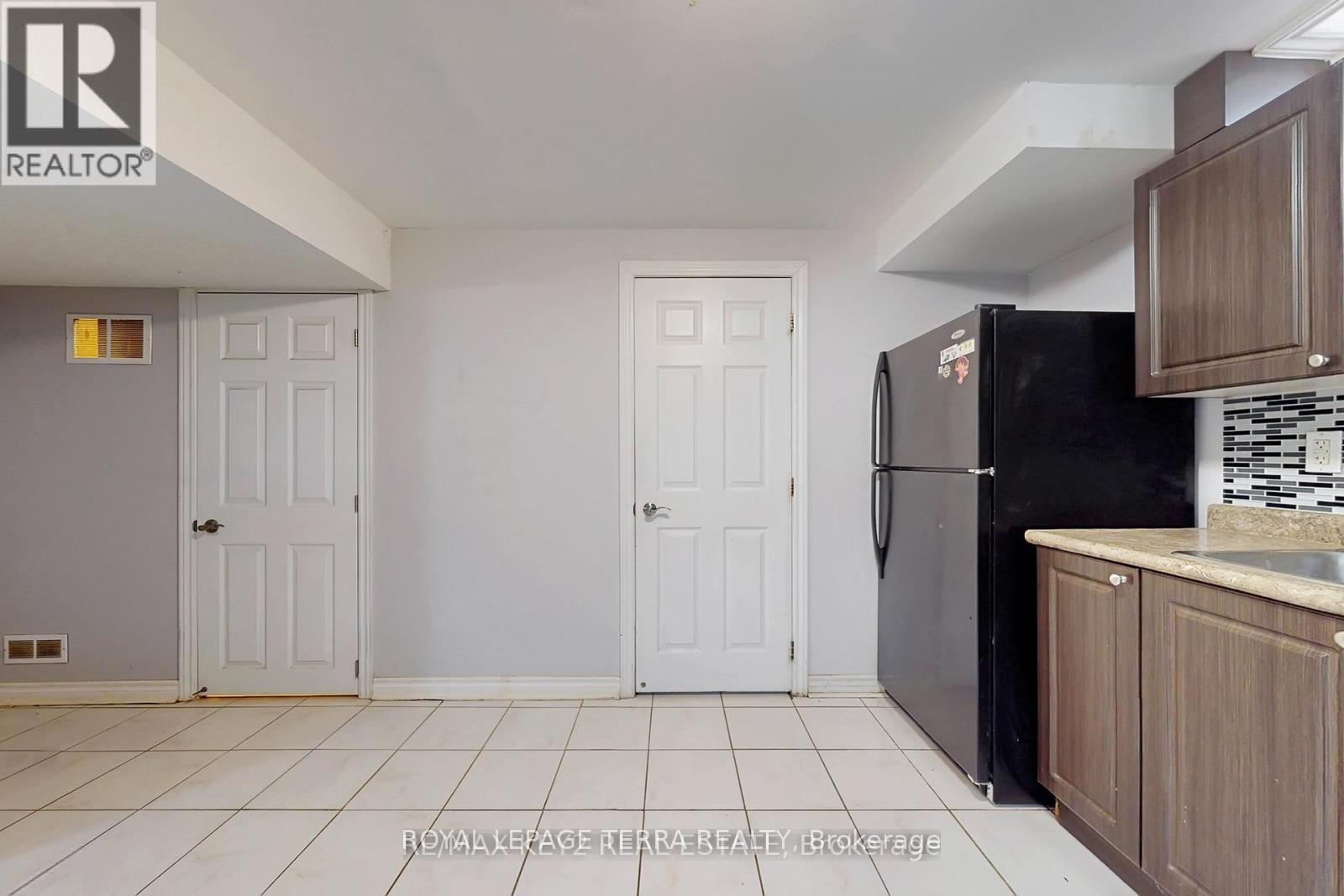 BSMT - 58 HUMMINGBIRD DRIVE, Toronto (Rouge), Ontario, M1X1Y2 — Photo 3