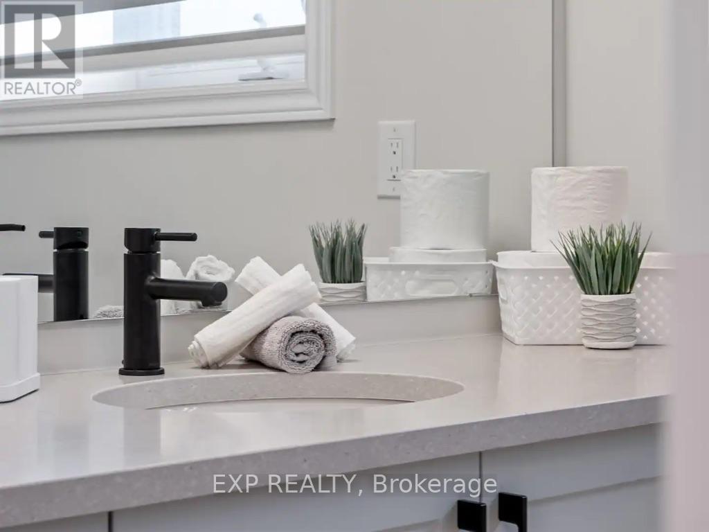 2 SUN HAVEN LANE, Thorold (Rolling Meadows), Ontario, L2V0K6 — Photo 32