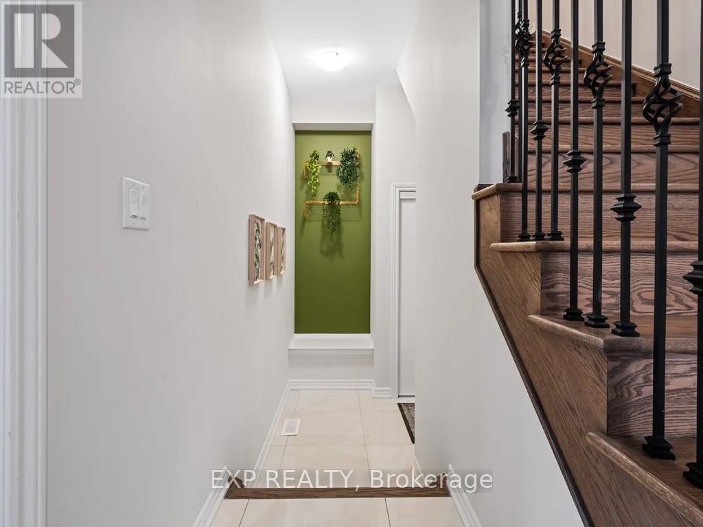 2 SUN HAVEN LANE, Thorold (Rolling Meadows), Ontario, L2V0K6 — Photo 6