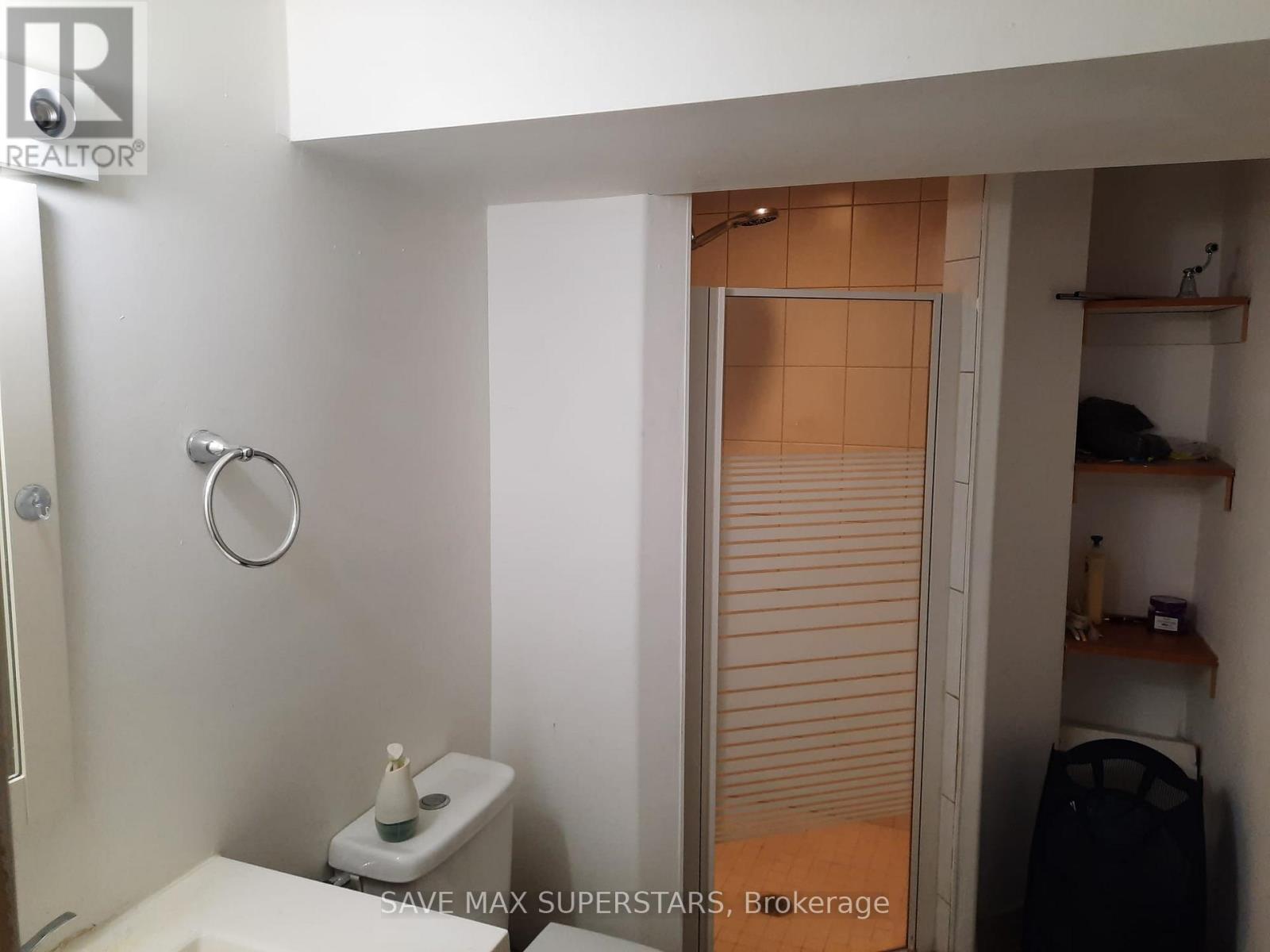 LOWER - 155 GUNN STREET, Barrie (Wellington), Ontario, L4M2H8 — Photo 5