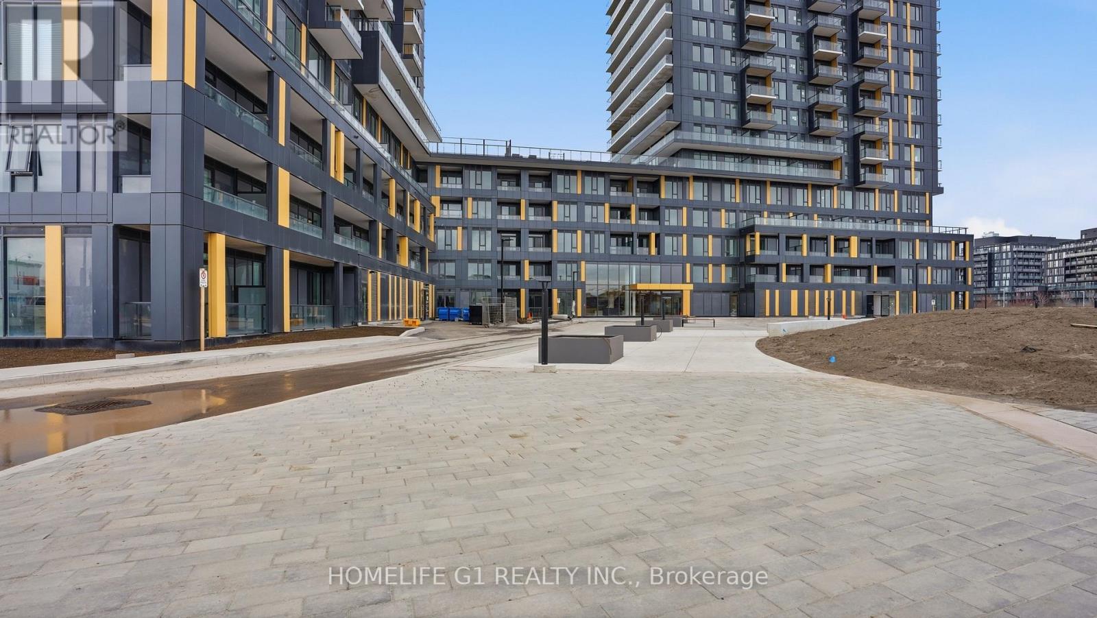 D604 - 4878 POWERS COMMON, Burlington (Alton), Ontario, L7M2B4 — Photo 2