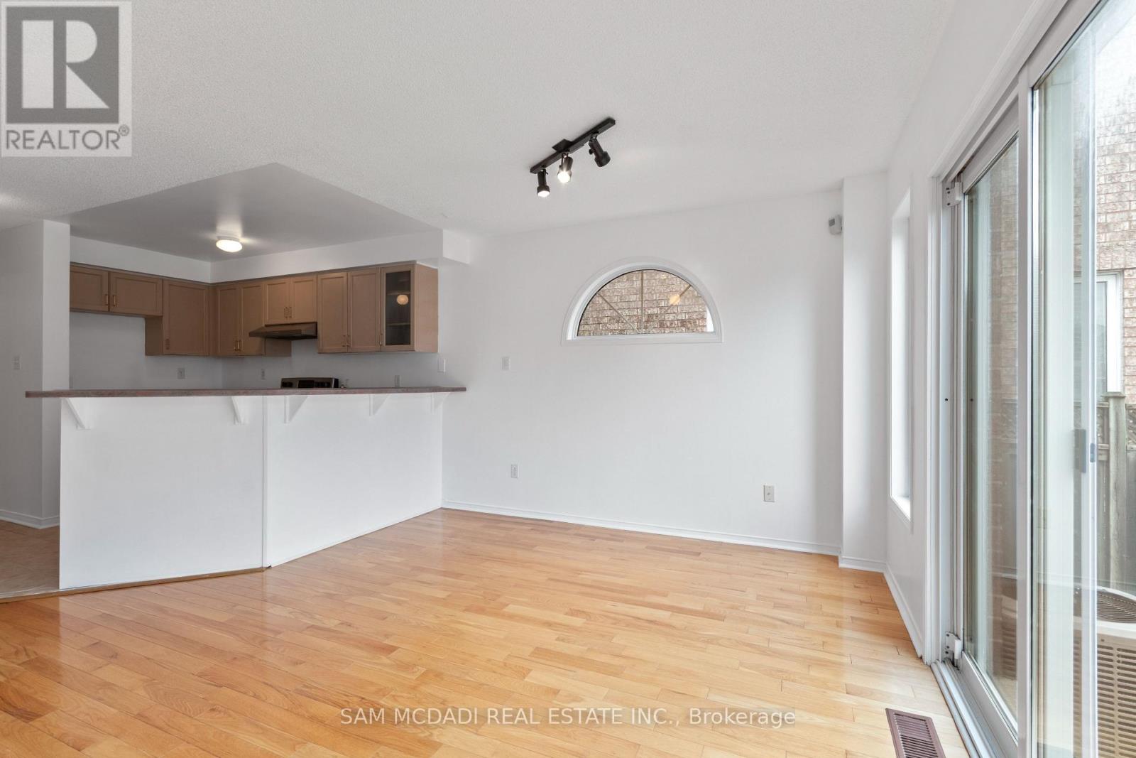 5411 SWEETGRASS GATE, Mississauga (East Credit), Ontario, L5V2N2 — Photo 5